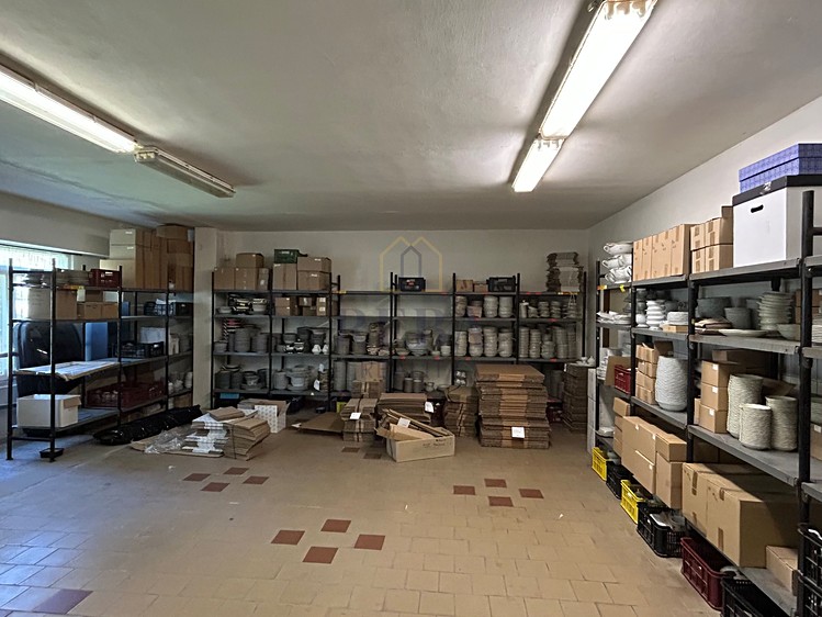 Prodej komerčního prostoru, 435 m² (8 z 13)