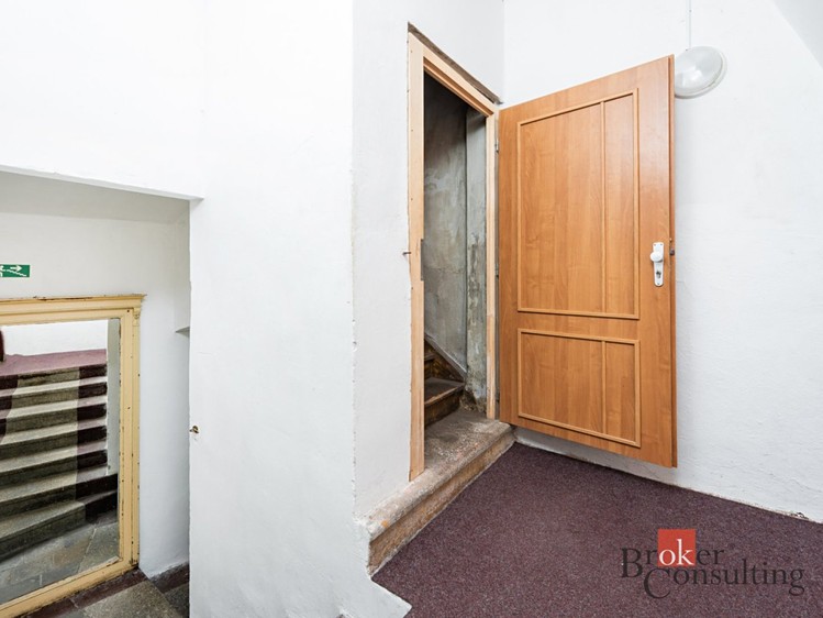 Комерційне приміщення на продаж, 145 м² (18 з 27)
