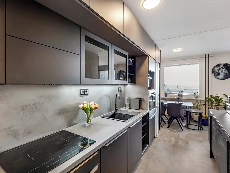 Prodej bytu 3+1 76 m², Praha – náhled fotky 1