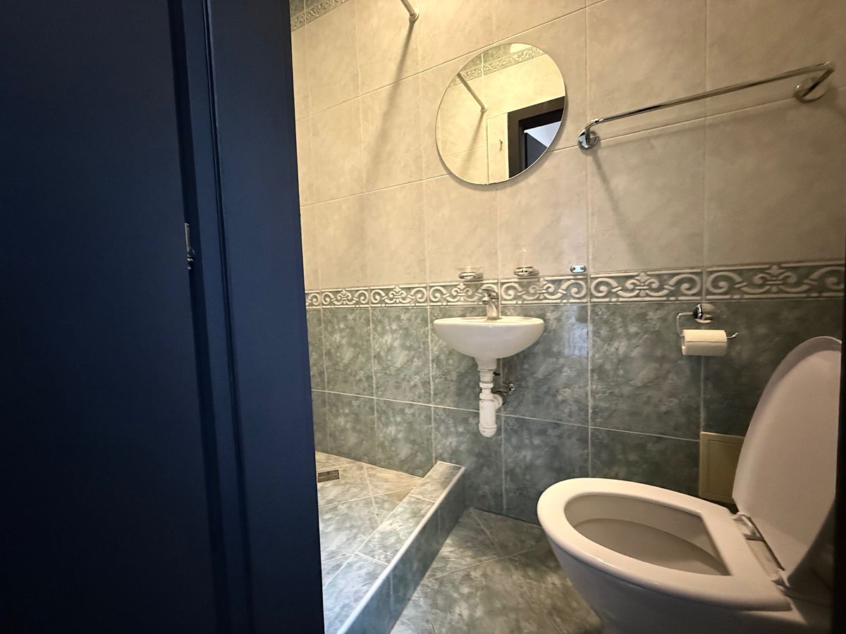 Pronájem bytu 3+kk 98 m² – fotografie 3