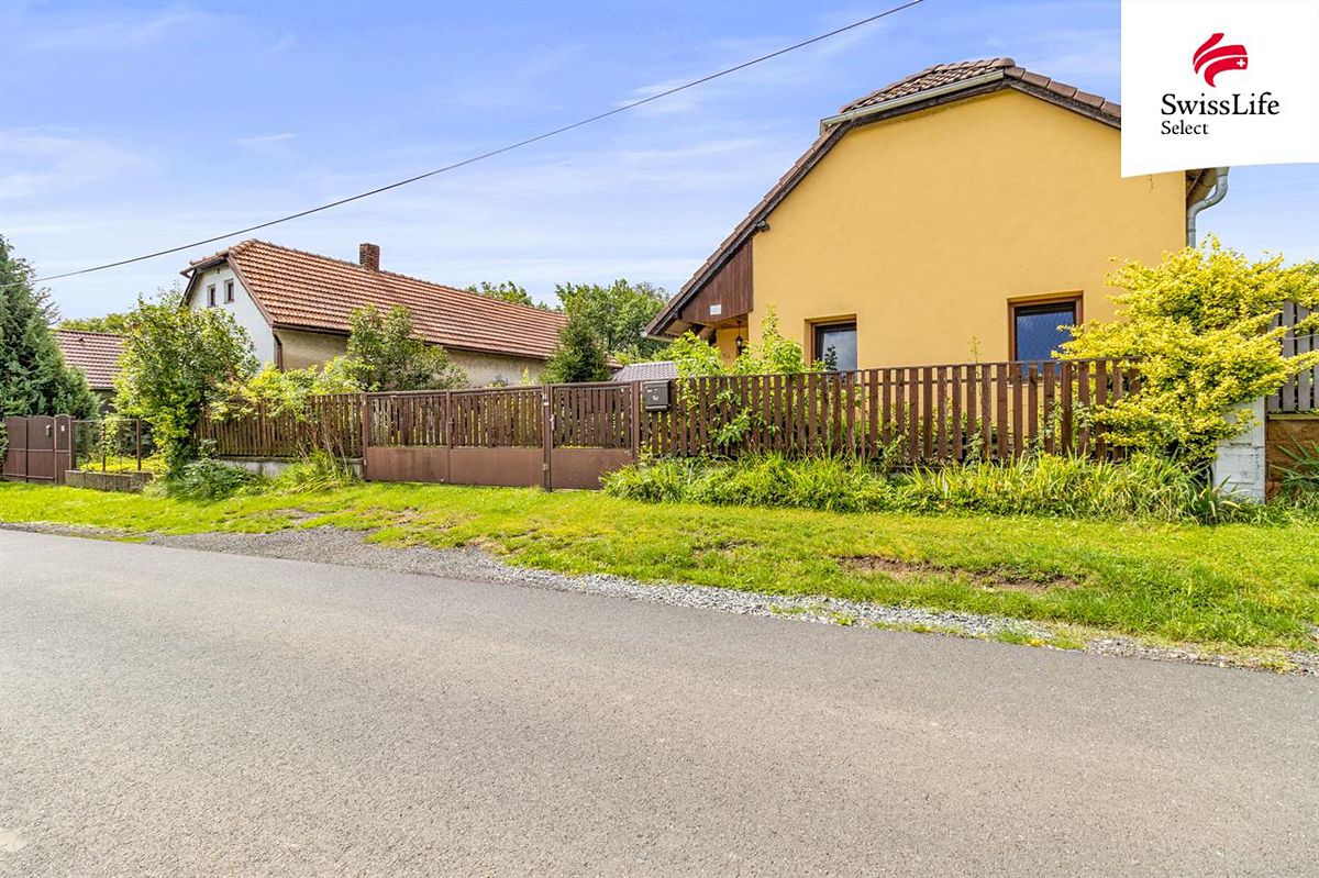 Prodej rodinného domu 100 m², pozemek 1263 m² – fotografie 4