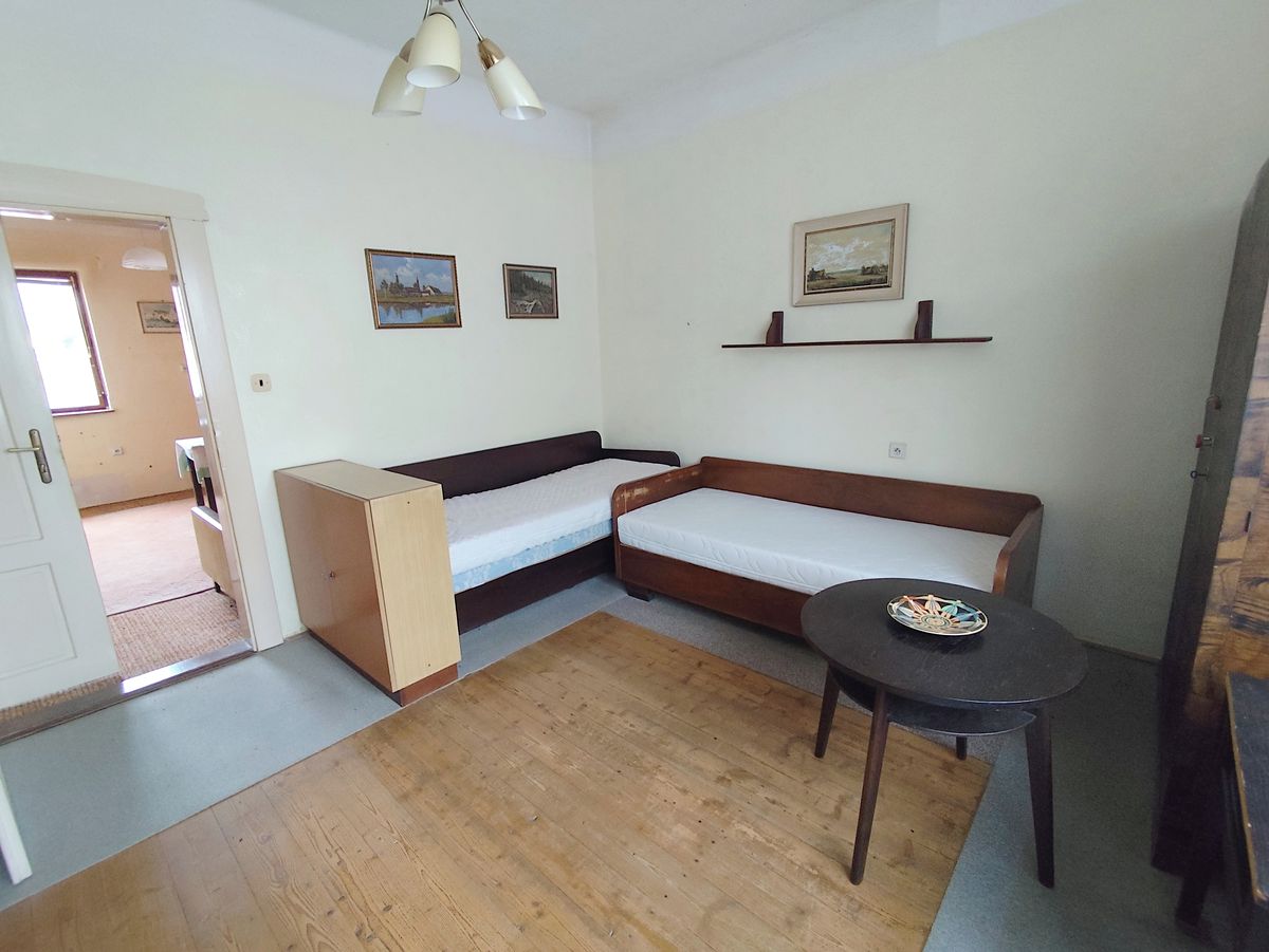 Prodej rodinného domu 140 m², pozemek 165 m² – fotografie 5