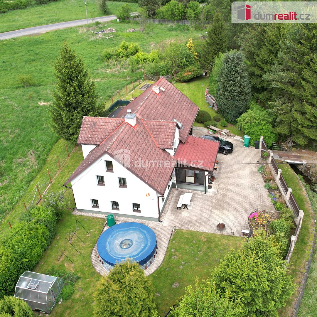 Prodej rodinného domu 162 m², pozemek 1205 m²
