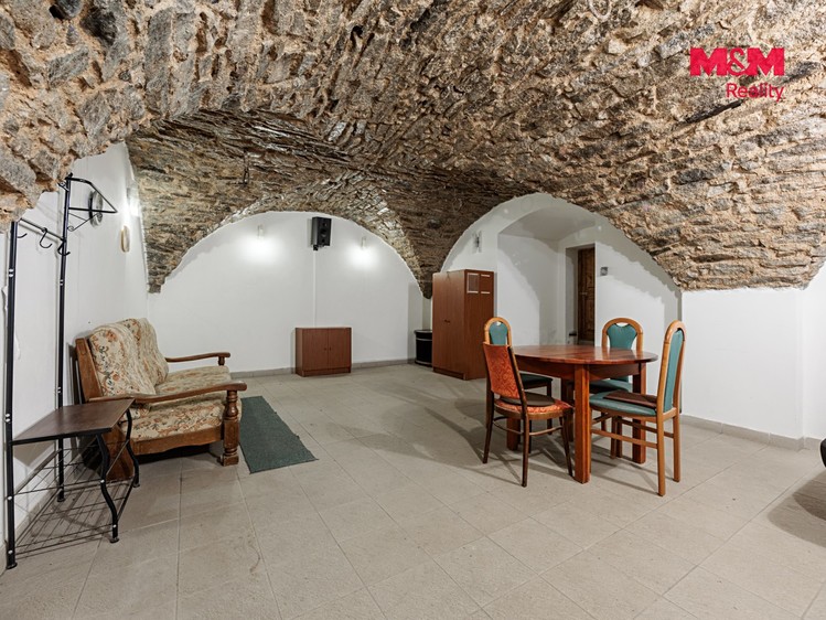 Prodej komerčního prostoru, 5 519 m² (20 z 25)