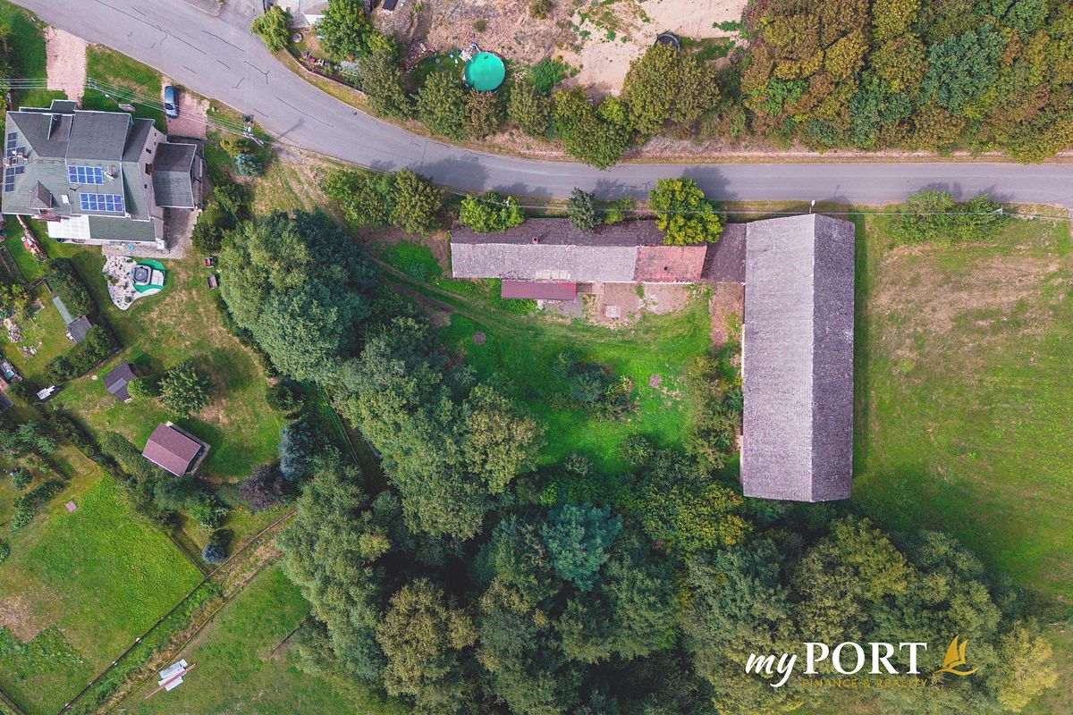 Prodej rodinného domu 275 m², pozemek 2635 m² – fotografie 3