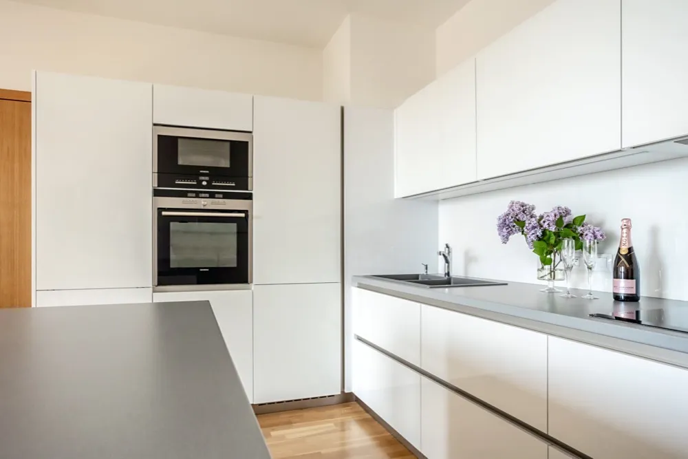 Pronájem bytu 4+kk 96 m²