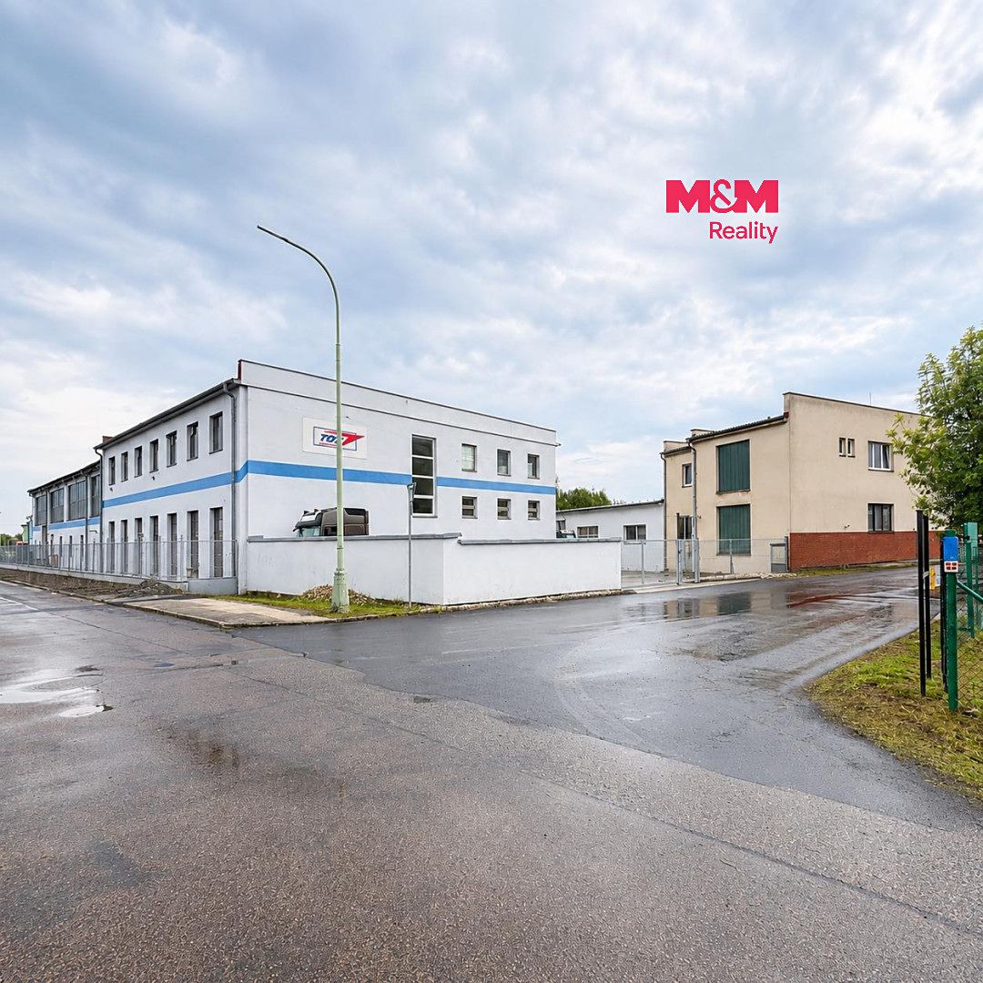 Pronájem kanceláře 138 m²