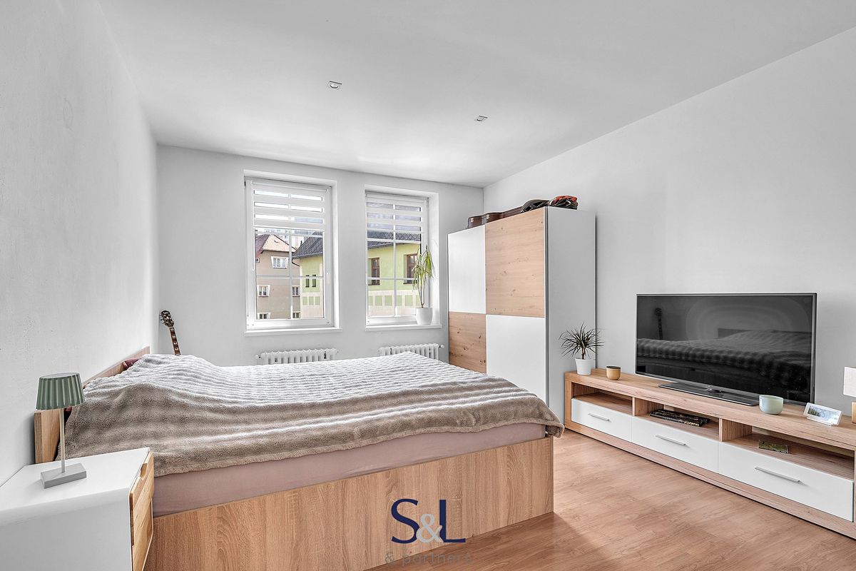 Prodej rodinného domu 427 m², pozemek 1863 m² – fotografie 4