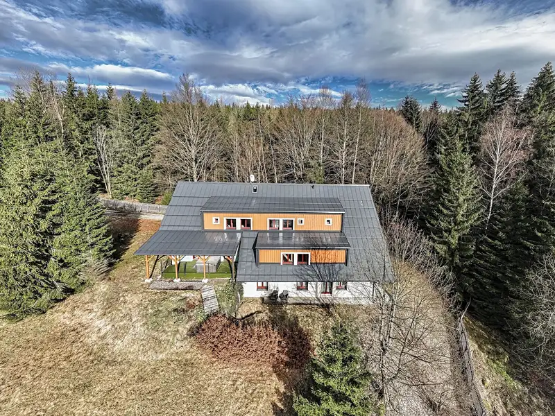 Prodej vily 500 m², pozemek 3222 m², Harrachov – náhled fotky 2