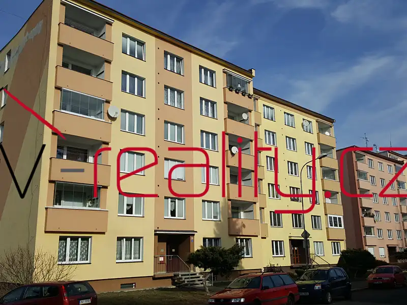 Pronájem bytu 3+1 82 m², Karlovy Vary – náhled fotky 1