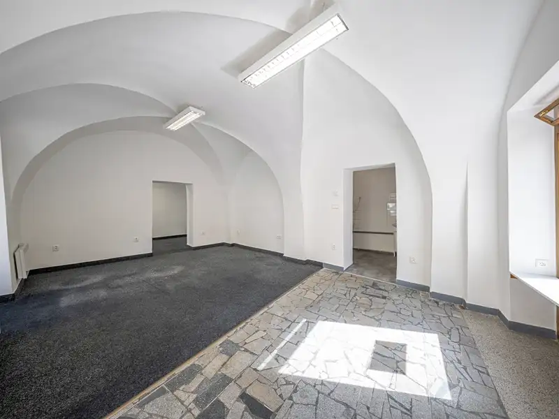 Pronájem obchodního prostoru 44 m², Jihlava – náhled fotky 1