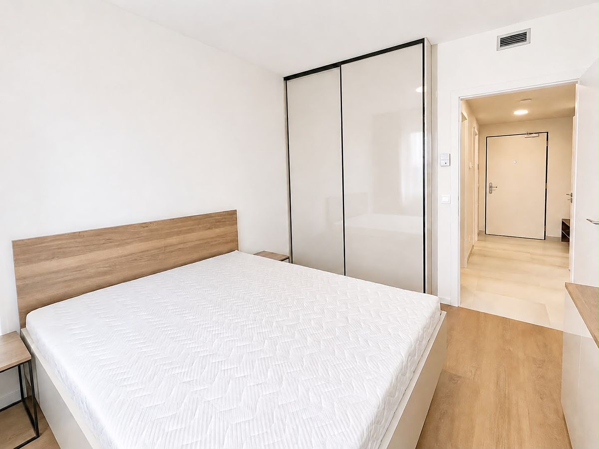 Pronájem bytu 2+kk 46 m² – fotografie 3