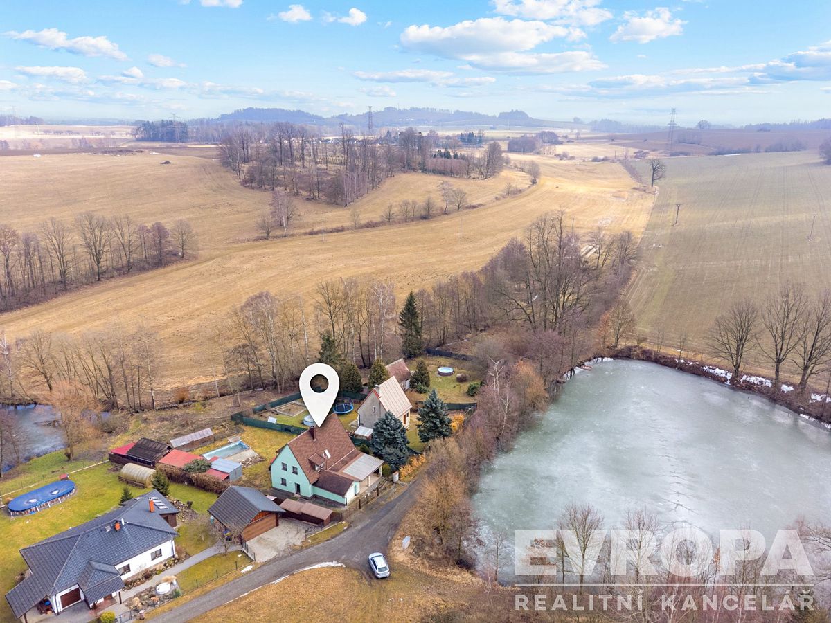 Prodej rodinného domu 127 m², pozemek 891 m² – fotografie 2
