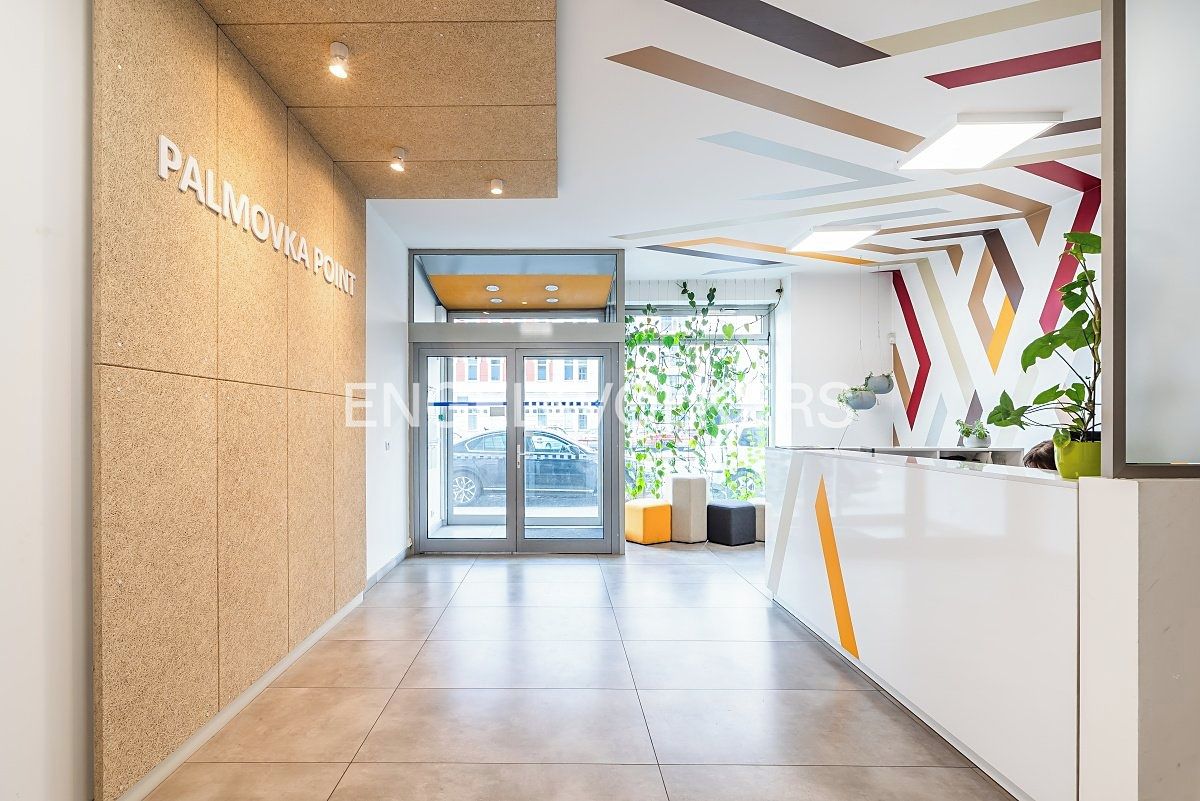 Pronájem komerční nemovitosti 554 m² – fotografie 2