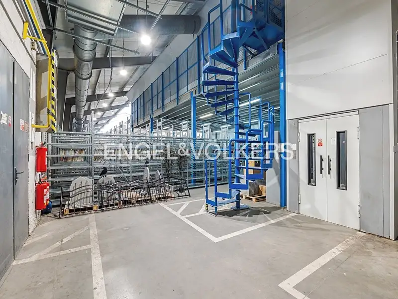 Pronájem skladového prostoru 1545 m², Praha – náhled fotky 2