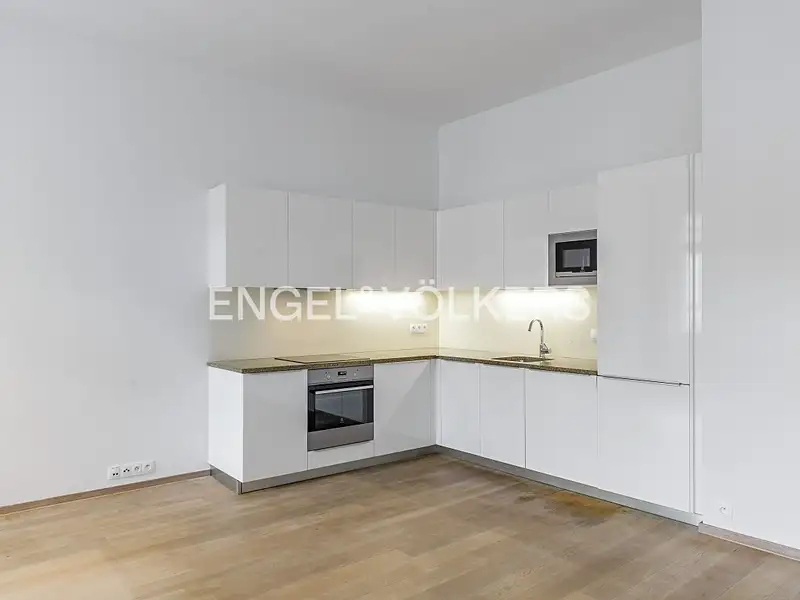 Pronájem bytu 3+kk 102 m², Praha – náhled fotky 2