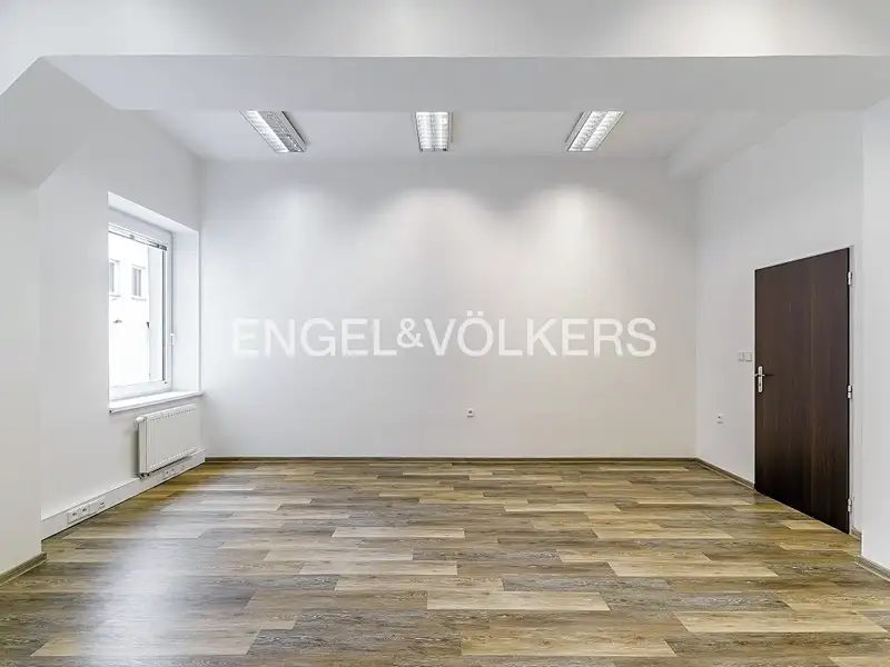 Pronájem kanceláře 28 m², Praha – náhled fotky 2