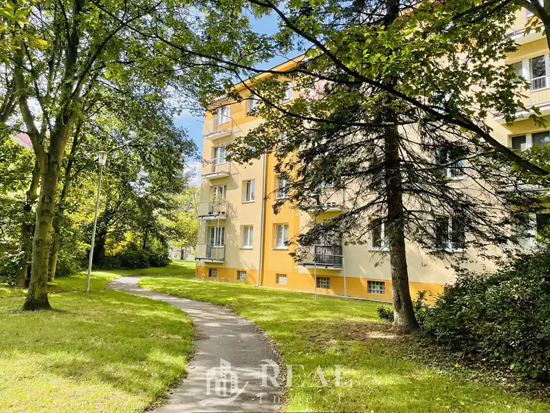 Prodej bytu 2+1 52 m², Teplice – náhled fotky 1
