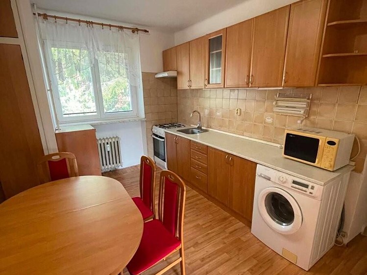 Wohnung 2+1 zum Kauf, 55 m² (1 von 9)