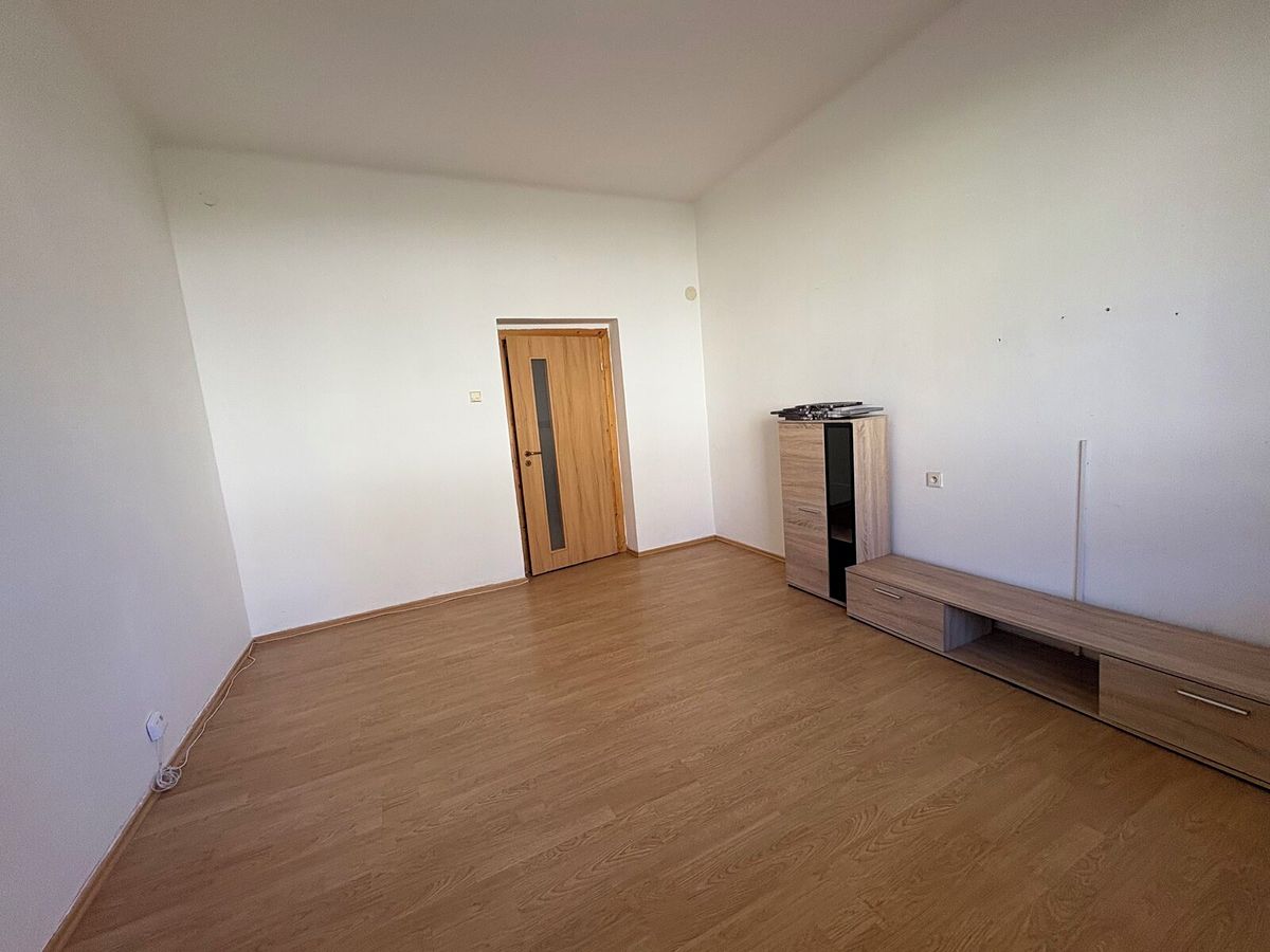 Pronájem bytu 2+1 52 m² – fotografie 5