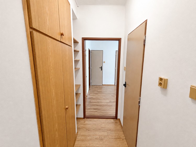 Квартира 3+1 на продаж, 58 м² (12 з 15)