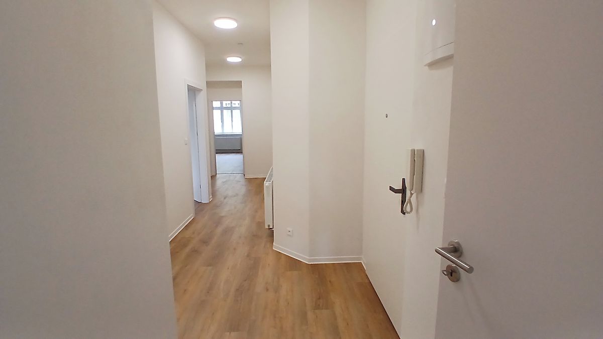 Pronájem bytu 3+kk 69 m² – fotografie 5