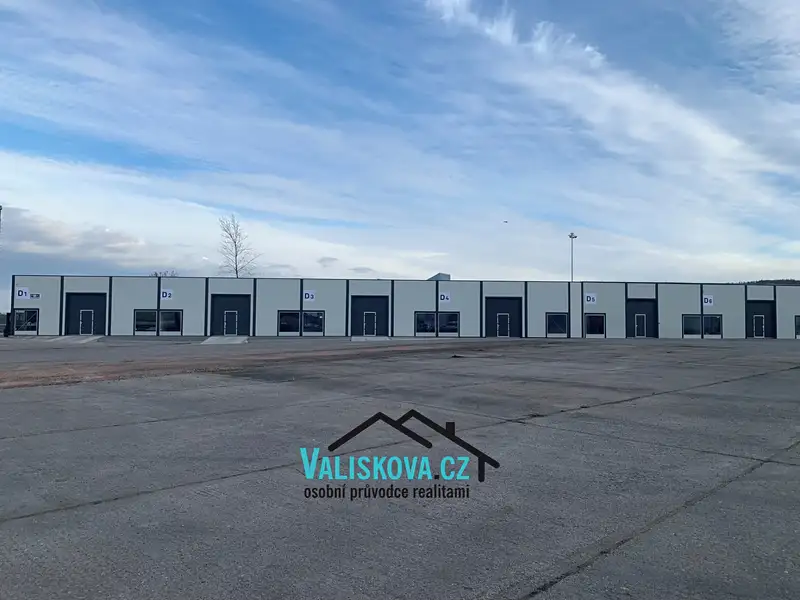 Pronájem skladového prostoru 144 m², Kroměříž – náhled fotky 1