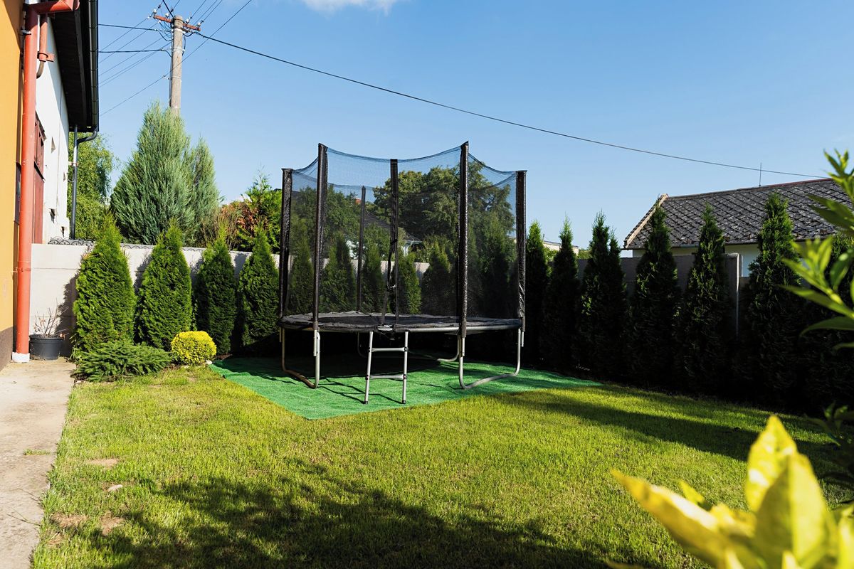 Pronájem rodinného domu 160 m², pozemek 208 m² – fotografie 2