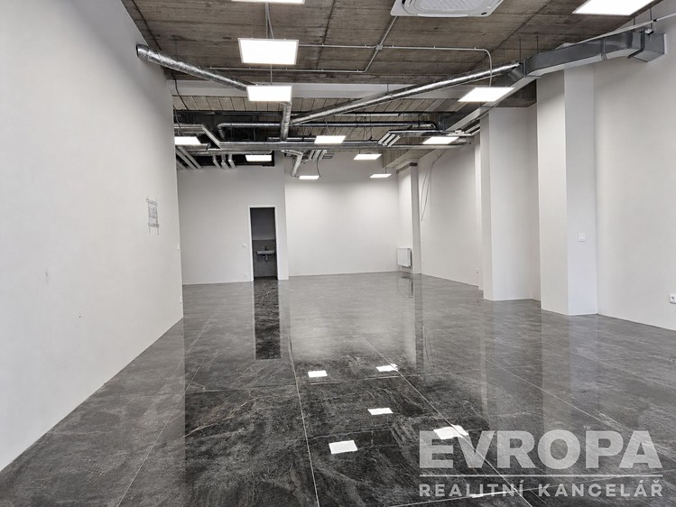 Комерційне приміщення на продаж, 121 м² (4 з 6)