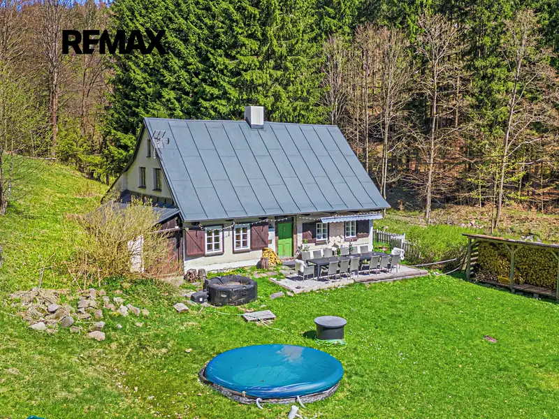 Prodej rodinného domu 200 m², pozemek 3000 m², Dolní Dvůr – náhled fotky 1