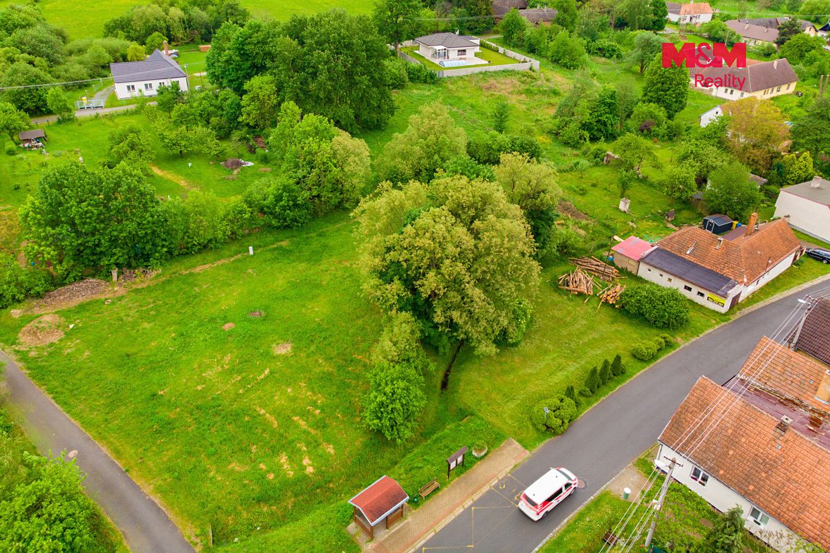 Prodej stavebního pozemku 410 m² – fotografie 3