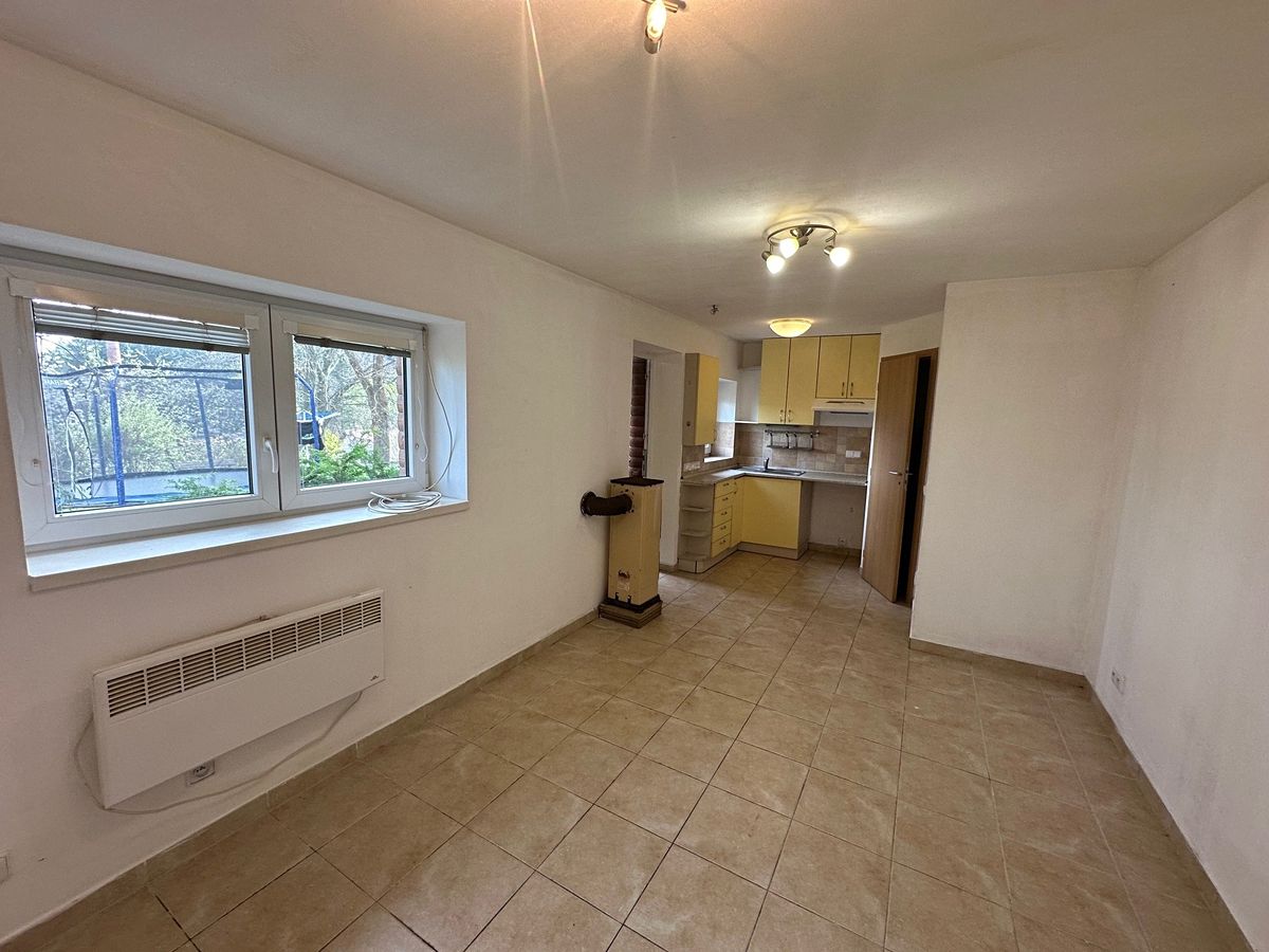 Pronájem rodinného domu 29 m², pozemek 500 m² – fotografie 5
