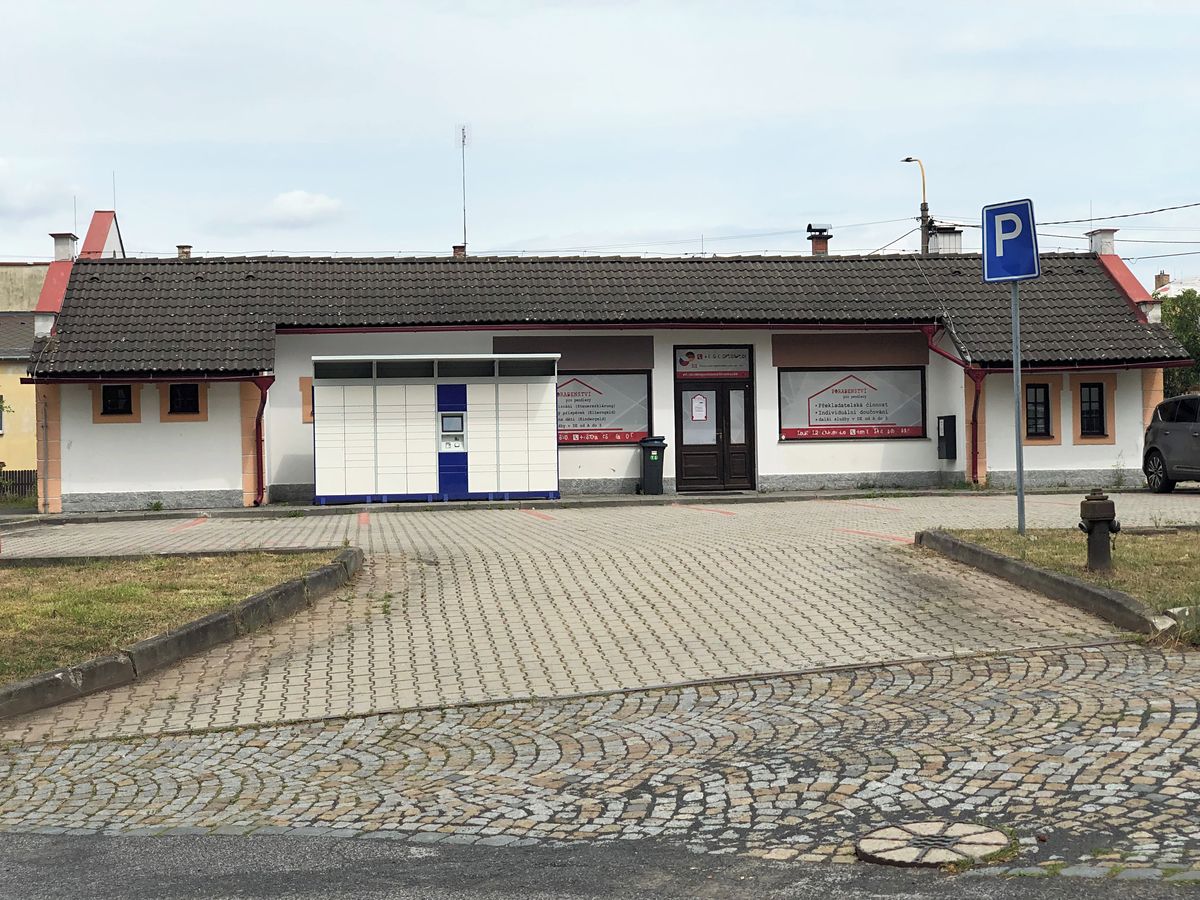 Pronájem kanceláře 98 m²