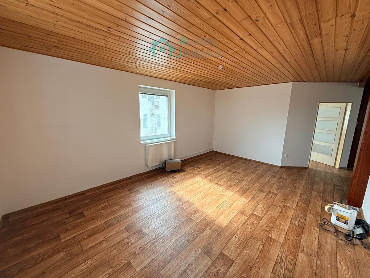 Pronájem bytu 5+kk 120 m² – fotografie 5