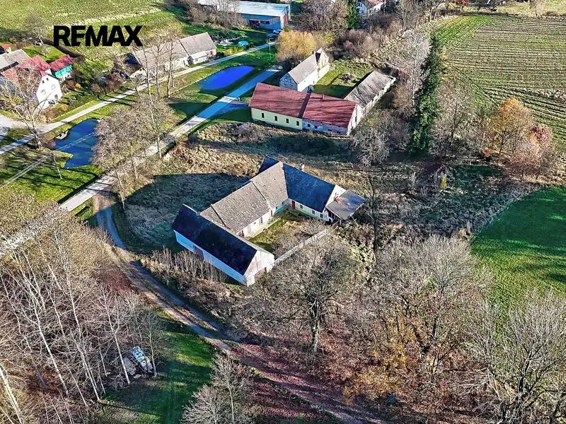 Prodej zemědělské usedlosti 745 m², pozemek 4109 m², Blažejov – náhled fotky 3
