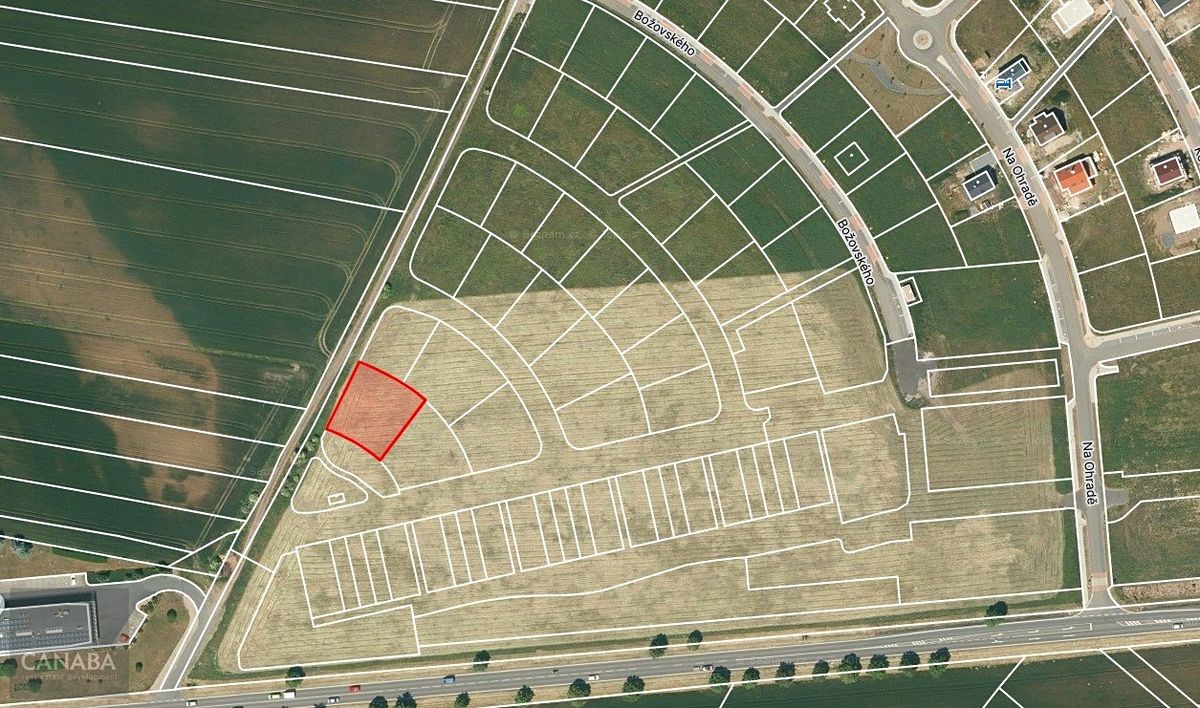 Prodej rodinného domu 139 m², pozemek 840 m² – fotografie 2