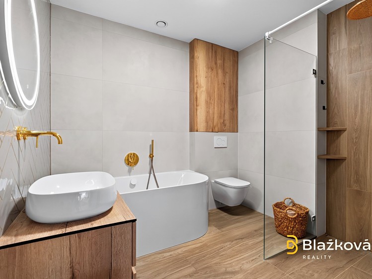 Prodej bytu 5+kk, 183 m² (25 z 38)