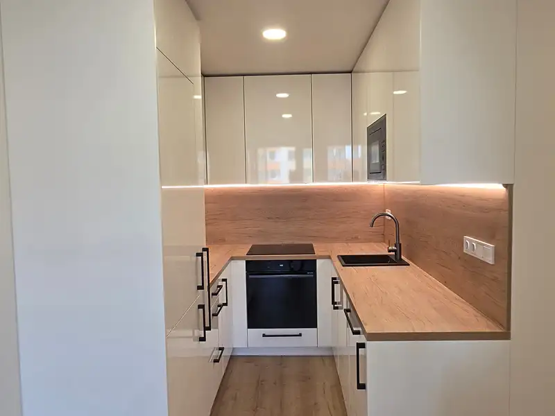 Prodej bytu 2+kk 46 m², Praha – náhled fotky 3