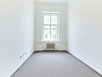 Комерційне приміщення в оренду, 180 м² (3 з 10)