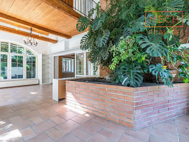 Prodej rodinného domu 280 m², pozemek 603 m², Svijanský Újezd – náhled fotky 3