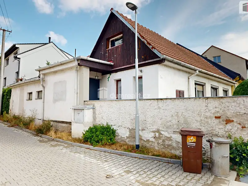 Prodej rodinného domu 150 m², pozemek 322 m², Dolní Kounice – náhled fotky 2
