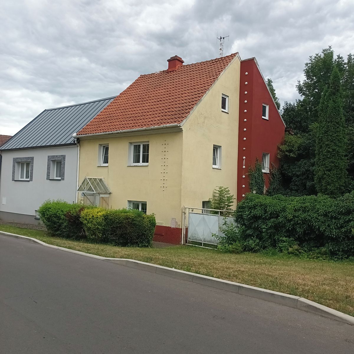 Prodej rodinného domu 120 m², pozemek 223 m² – fotografie 2
