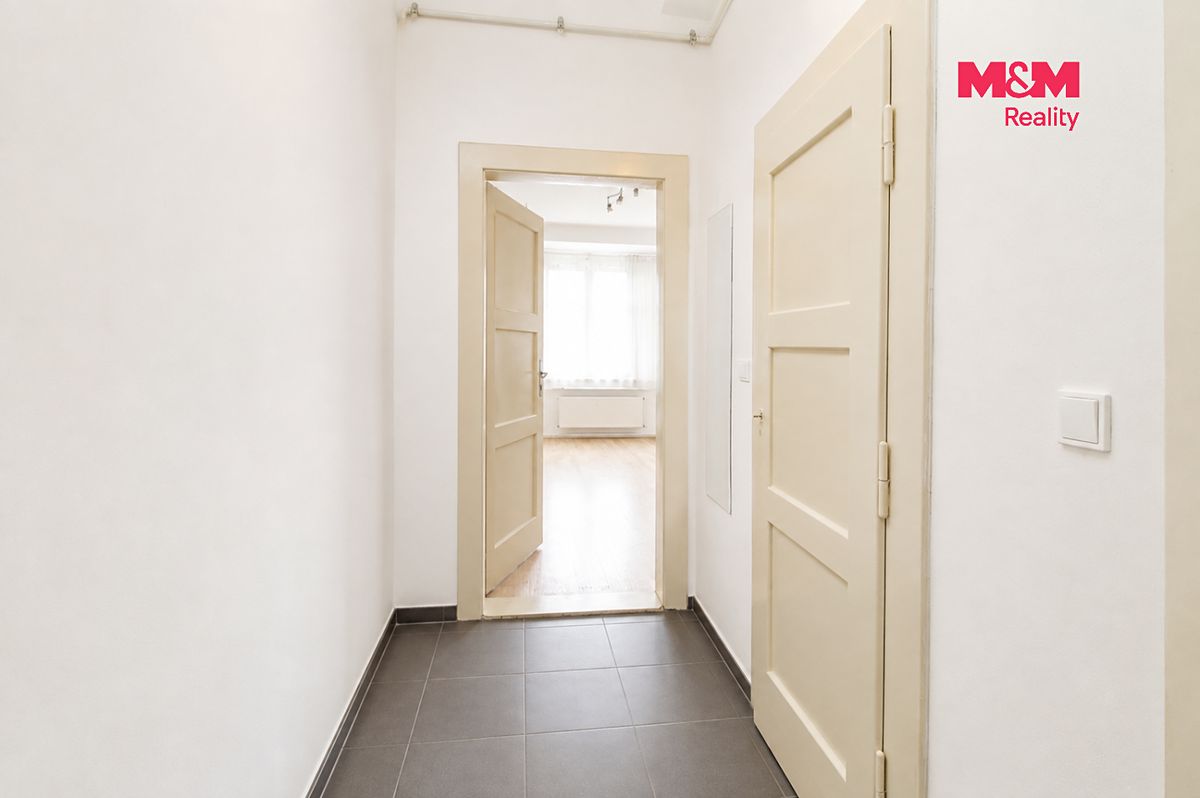 Prodej bytu 1+kk 28 m² – fotografie 4