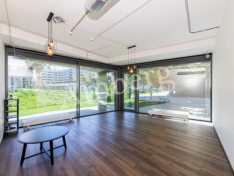 Prodej obchodního prostoru 59 m², Praha – náhled fotky 1