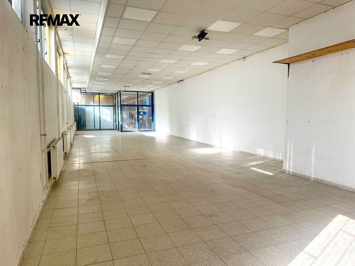 Pronájem obchodního prostoru 470 m² – fotografie 3