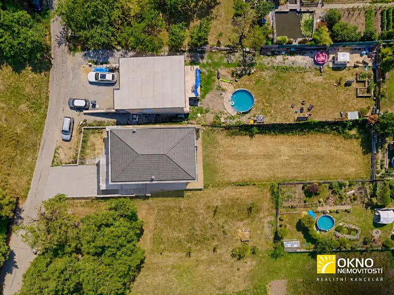 Prodej stavebního pozemku 741 m², Rousínov – náhled fotky 2