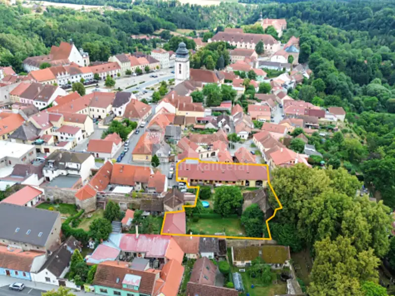 Prodej vícegeneračního domu 1144 m², pozemek 1535 m², Bechyně – náhled fotky 3