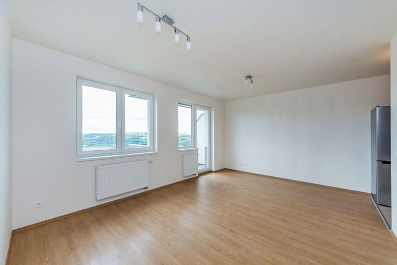 Pronájem bytu 2+kk 48 m² – fotografie 3