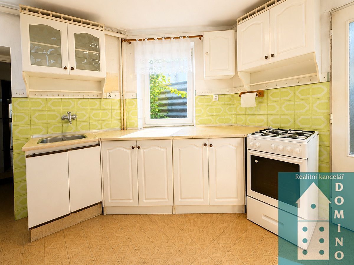 Prodej rodinného domu 180 m², pozemek 254 m² – fotografie 4