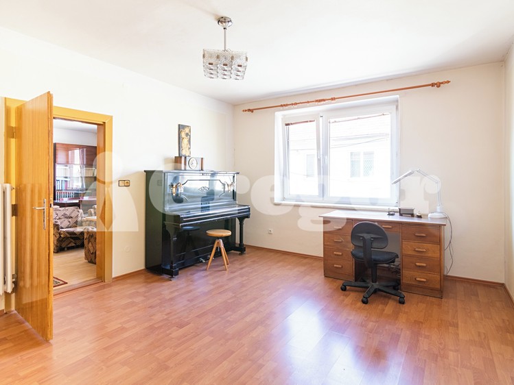 Haus zum Kauf, 154 m² (2 von 34)
